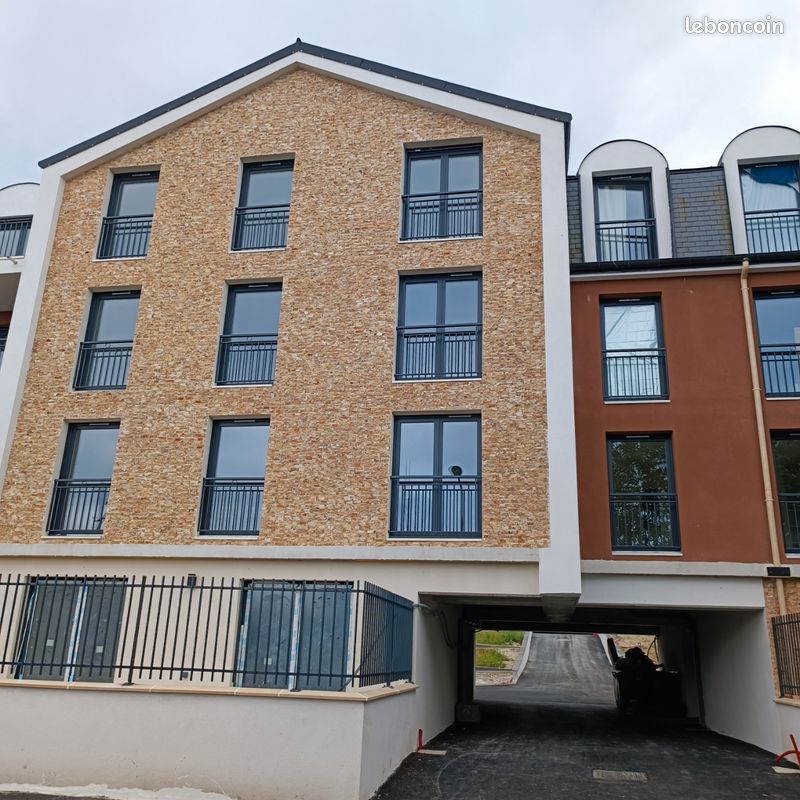 Appartement 1 pièce 30 m² · à Beaumont-sur-Oise · 30 m² · 650 €/mois
