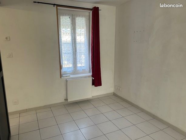 https://img.leboncoin.fr/api/v1/lbcpb1/images/a3/44/60/a344605c405f90e018c200a98e60e29ded462d70.jpg?rule=ad-image