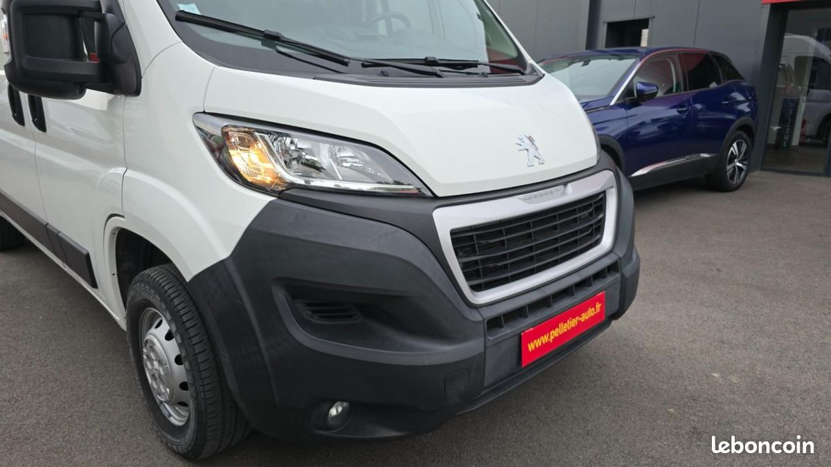 Peugeot Boxer Fourgon Surélevé 333 L2H2 Pack Clim Nav HDi 130 (image 15)