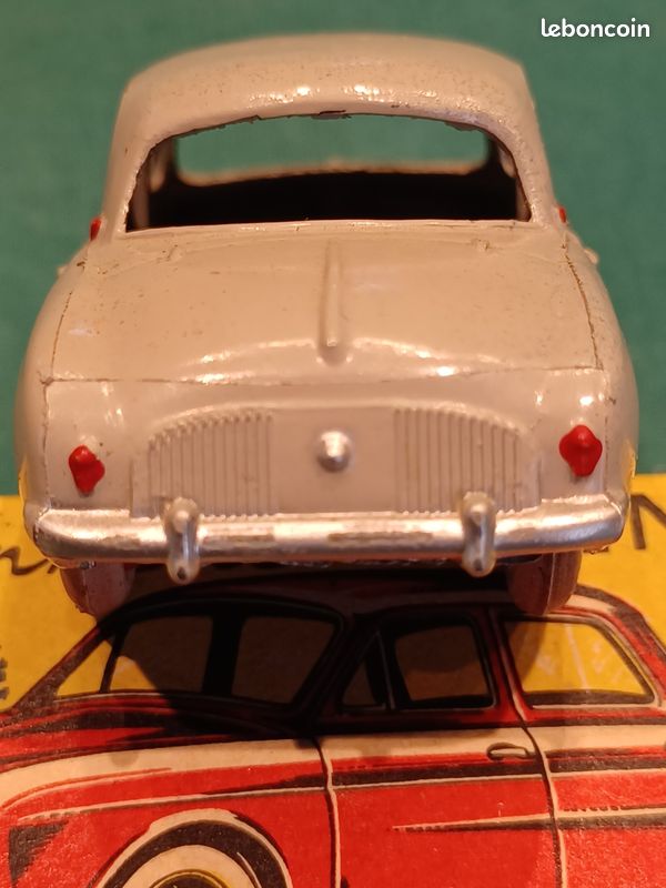 CIJ Renault Dauphine Miniature 3/56 - Fabrication Française - Occasion