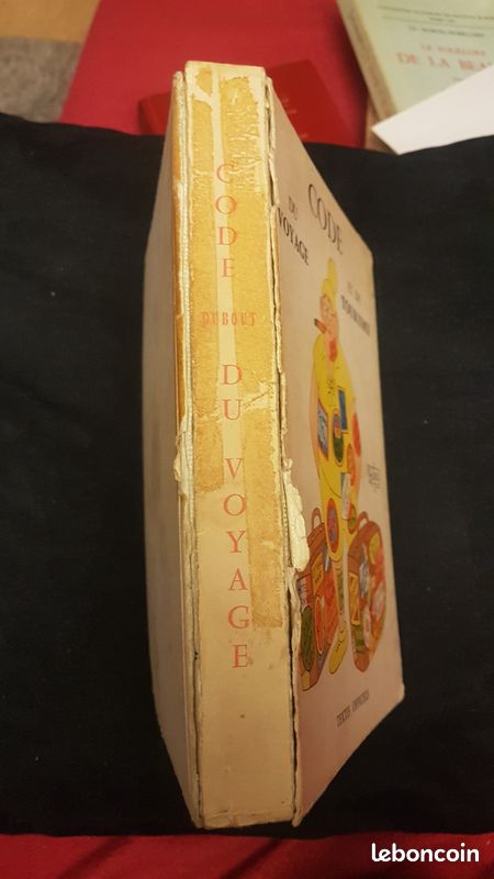 Code Du Voyage et Du Tourisme : Textes Législatifs Officiels - Illustrations De Dubout (image 2)