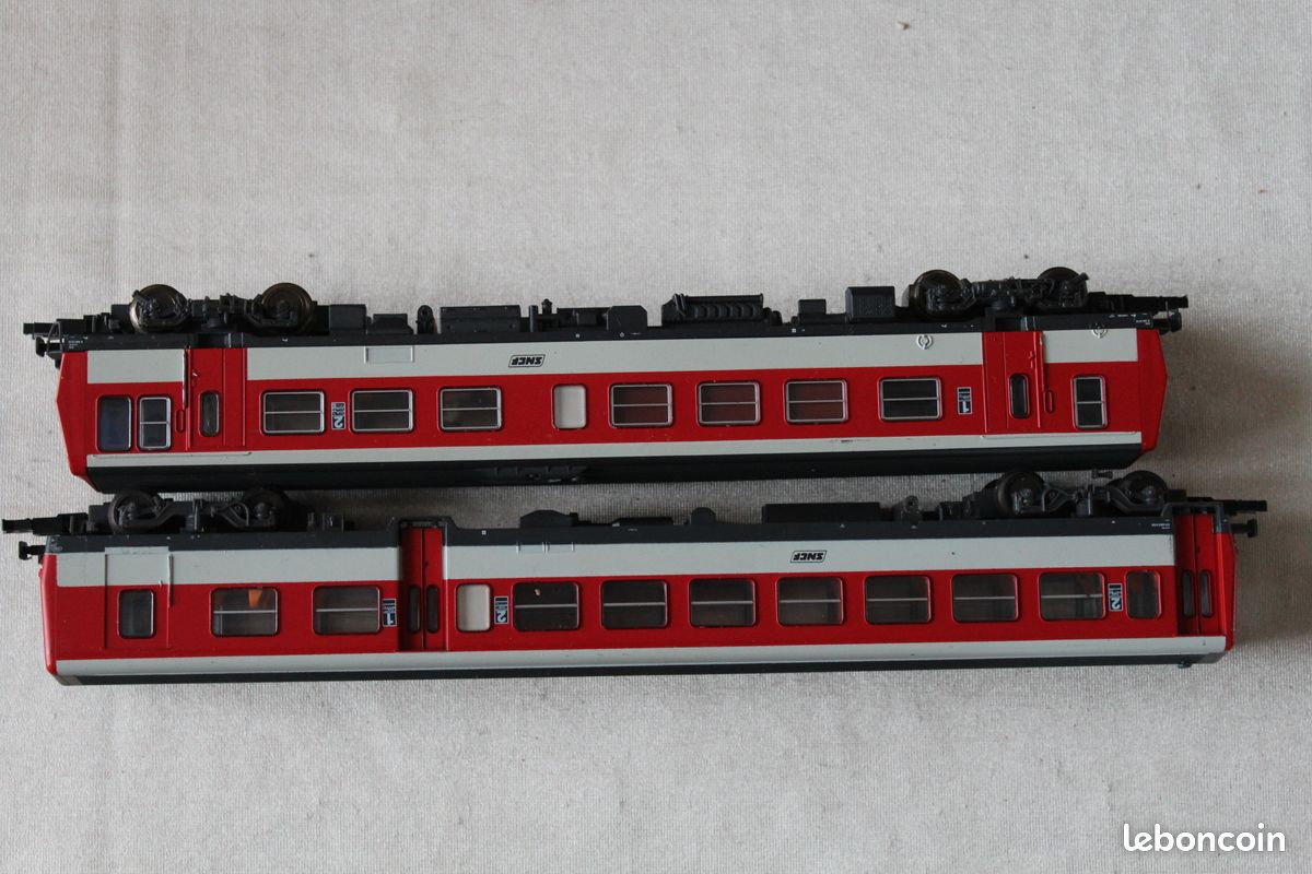 Rame Automotrice SNCF Lima HO 1/87 - X 2100/2200 - Époque IV - Rouge & Blanc
