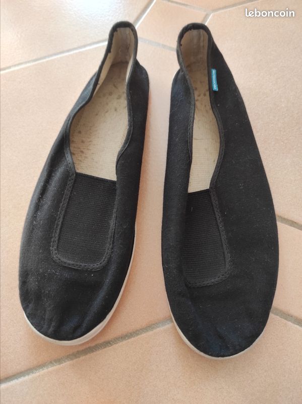 Chaussons de gym, rythmique noirs Decathlon 42 Sport Plein air