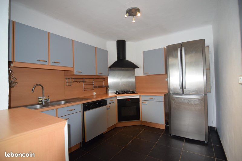 Maison 6 pièces 106 m² · à Faches-Thumesnil · 105,6 m² · 240 000 €