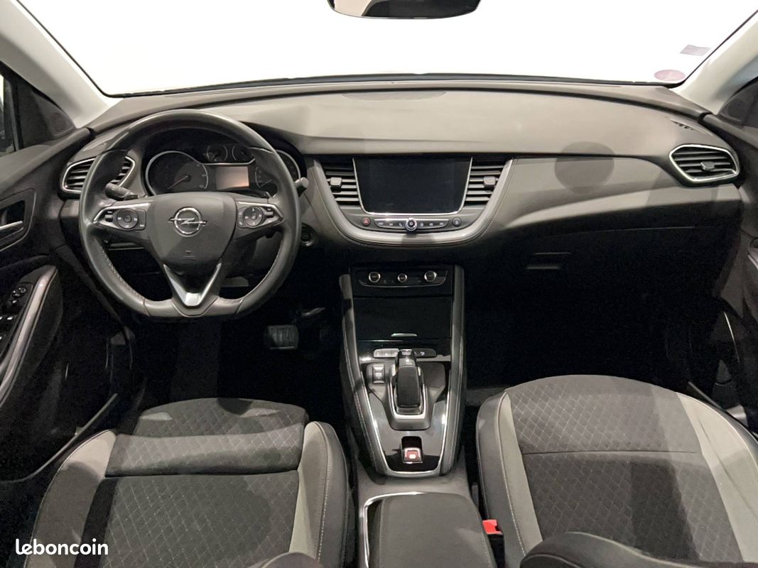 OPEL Grandland X Hybrid4 300 ch AWD BVA8 Ultimate (image 8)
