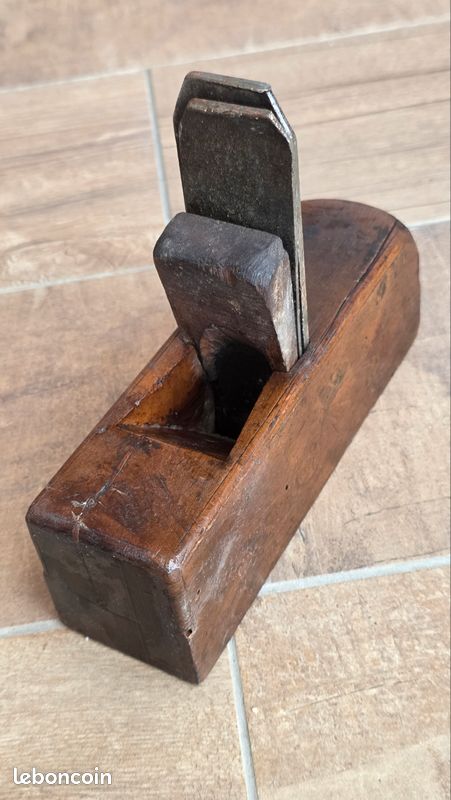 Ancien Rabot en Bois Peugeot Frères – Outil de Collection (image 4)