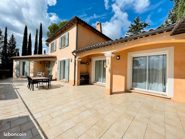 Maison 4 pièces 135 m² · à Trans-en-Provence · 135 m² · 635 000 €