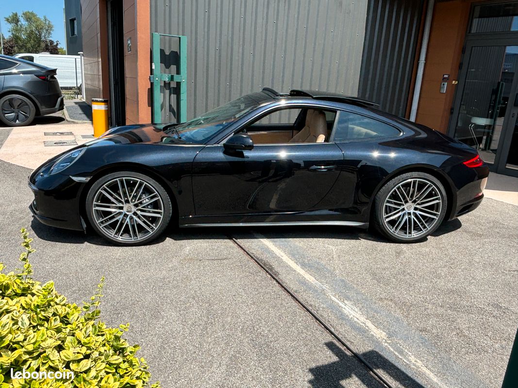 Porsche 911 991.2 Carrera 4 (image 2)