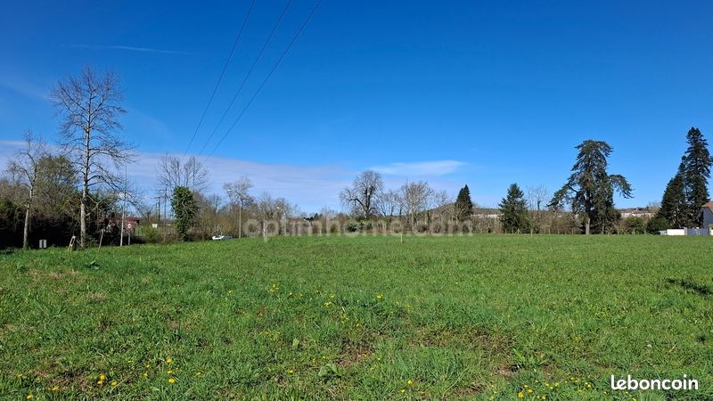 Terrain 2 089 m² Sauveterre De Bearn · à Sauveterre-de-Béarn · 46 000 €