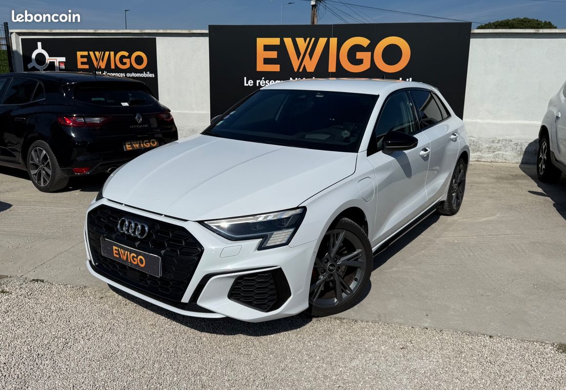 AUDI A3 SPORTBACK S-LINE COMPETITION 45 TFSI E 245 ch S TRONIC 6 / MATRIX LED ATTELAGE SIEGES CHAUFFANTS (image 1)