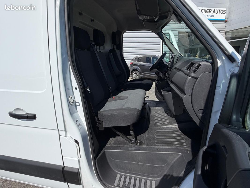 Renault master l2h2 2.3 bluedci 135 confort 19.990 ht soit 23.988 ttc (image 3)