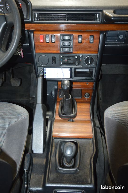 MERCEDES CLASSE G 300 E 170 CHASSIS COURT 3 PORTES-08/1990-6 Cylindres-Attelage-Toit Ouvrant-GPS CarPlay-Jantes 18"-Marchepieds-Gros Entretien Récent-Collector-Introuvable-Historique-Garantie 6 Mois (image 6)