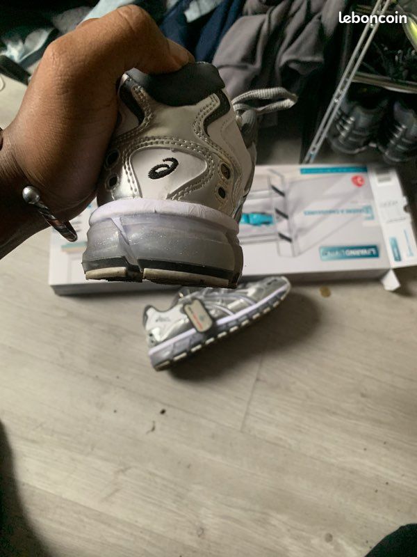 Lot de deux paire de chaussure TN3 plus ET ASICS (image 4)
