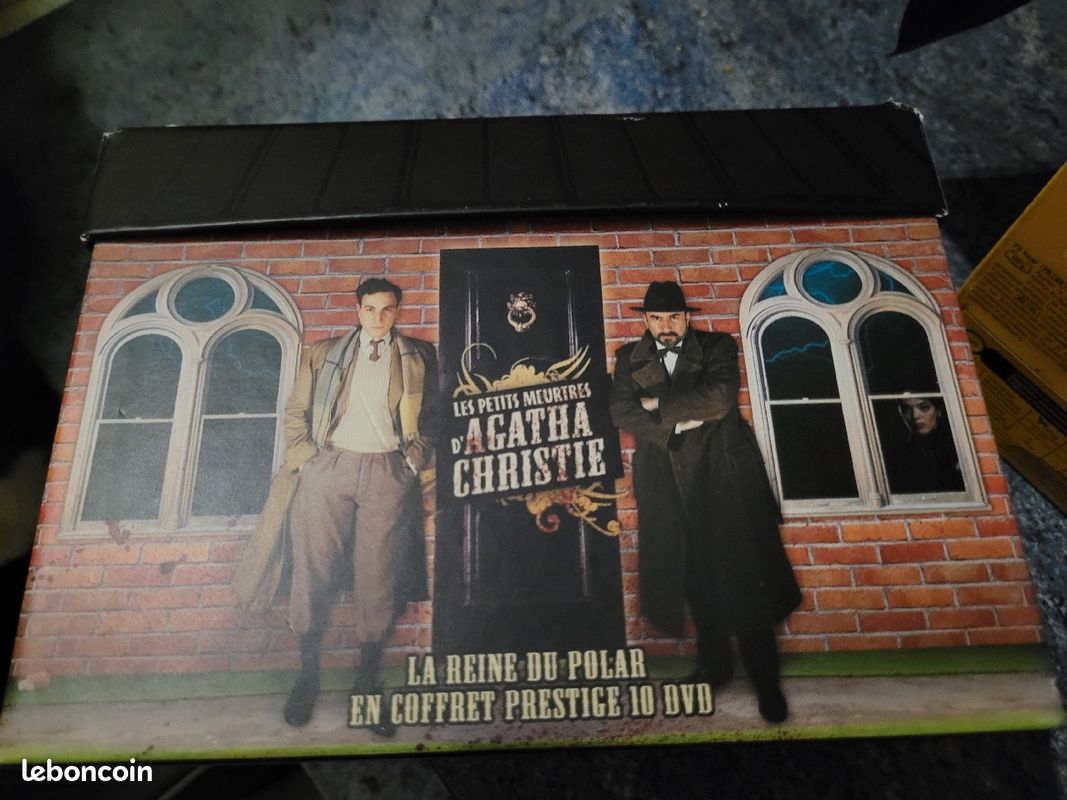 Vends coffret Agatha Christie (image 1)