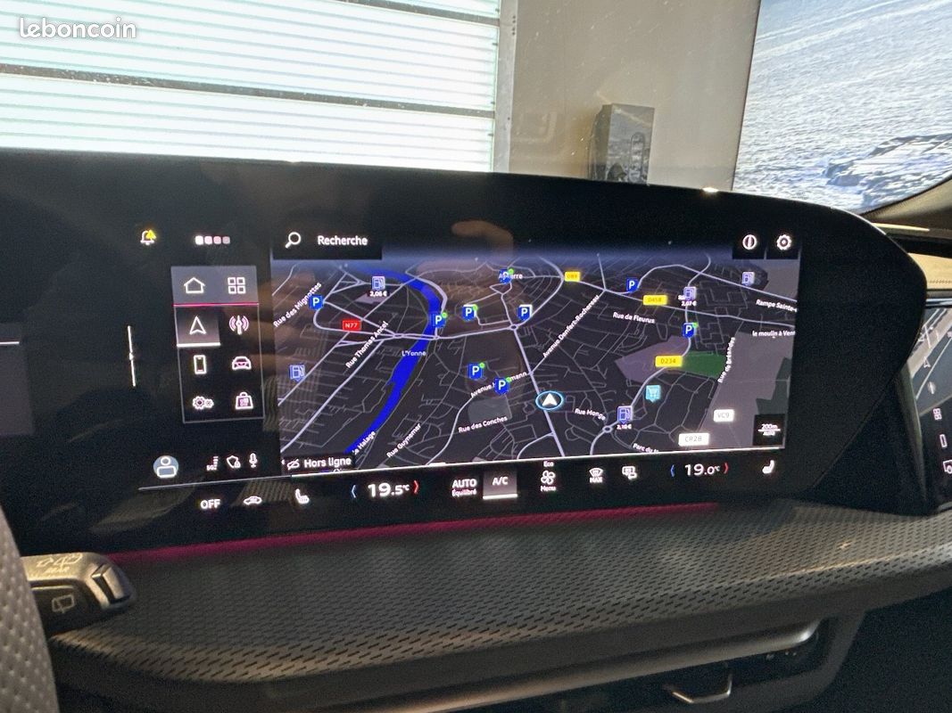 AUDI Q5 TFSI 204 ch Hybride S tronic 7 Quattro S line (image 16)