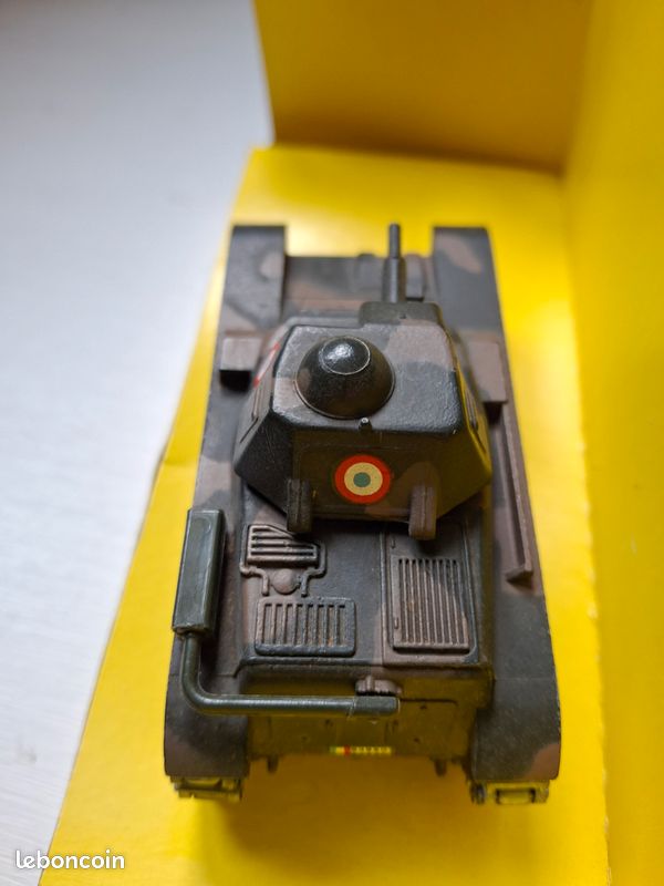 Solido Militaire 1/50 – Char Renault 35 – Miniature Ancienne – Boîte Incluse
