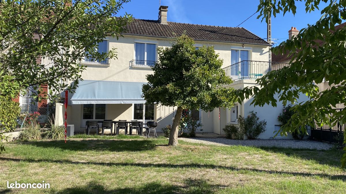 Maison 5 pièces 127 m² · à Guillon-Terre-Plaine · 127 m² · 210 000 €