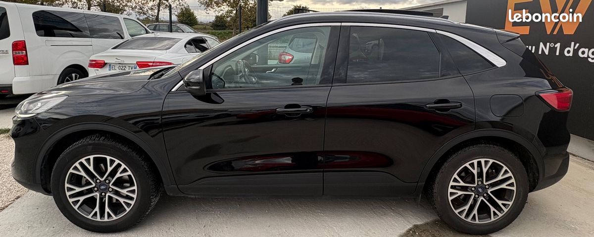 Ford kuga 2.5 duratec 225 ch hybrid fhev titanium toit ouvrant / pack hiver / entretien ford / attelage (image 8)
