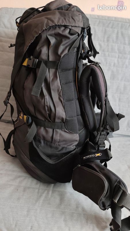Sac à Dos trekking TREKKER 75L Wilsa grande randonnee legere montagne