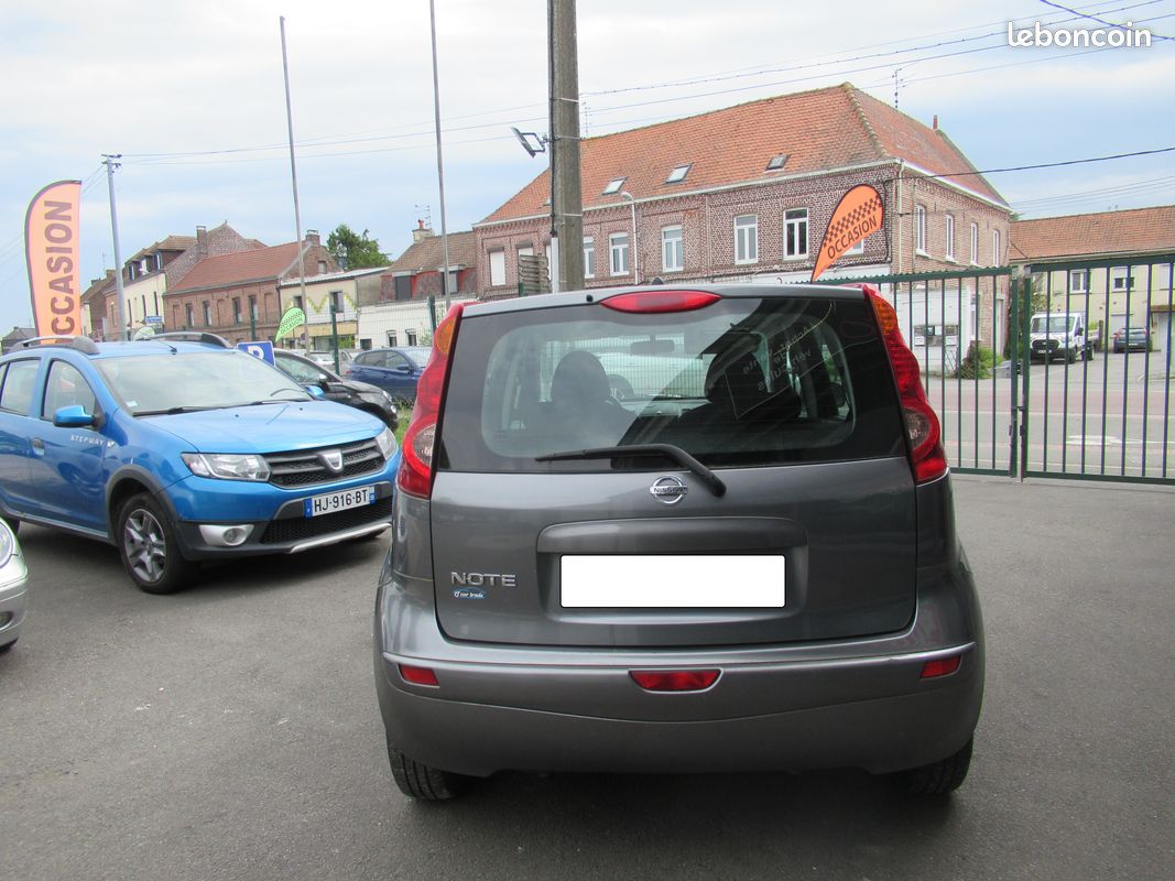 Nissan note 1.4i 90ch (image 3)