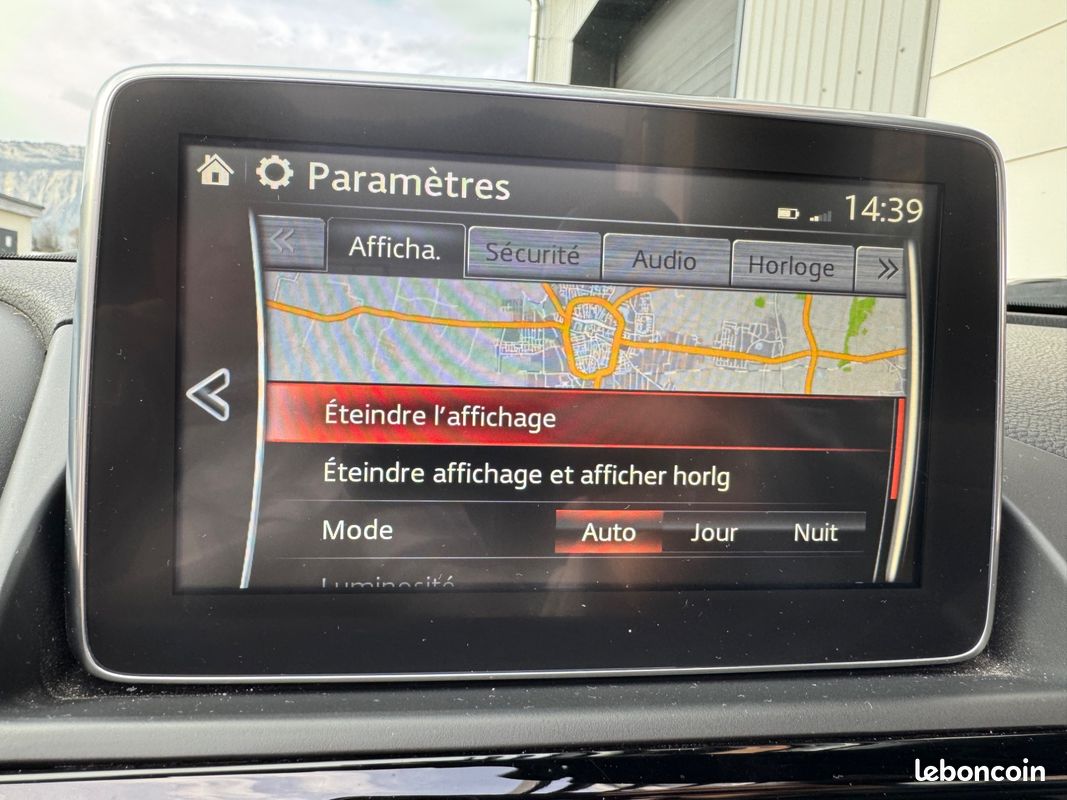 FIAT 124 SPIDER 1.4L MULTIAIR 140CH LUSSO PLUS / CAMERA DE RECUL + GPS + INTERIEUR CUIr (image 27)
