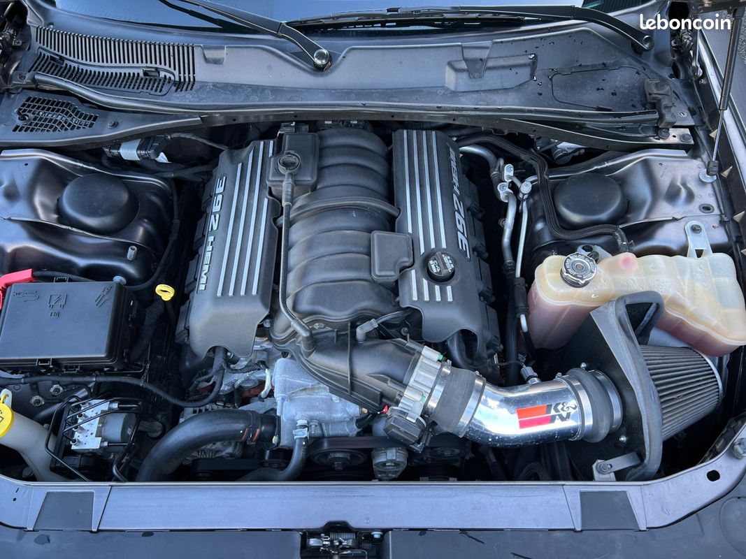 DODGE CHALLENGER - 6.4 V8 SRT8 392 HEMI - Garantie 12 mois (image 20)