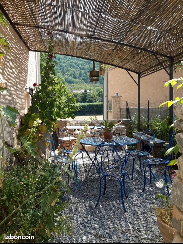 Maison 8 pièces 170 m² · à Sault · 170 m² · 250 000 €