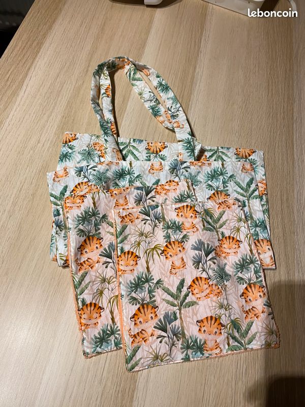 Ensemble sac bibliothèque + 2 serviettes fait main (image 4)