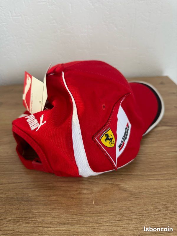 Casquette Scuderia Ferrari F1 – Noir, Ajustable, Unisexe, Neuve Avec étiquettes