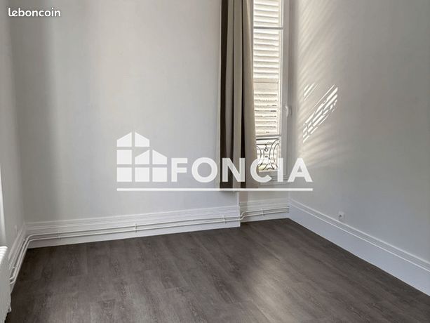 Appartement a louer fontainebleau - 3 pièce(s) - 65 m2 - Surfyn