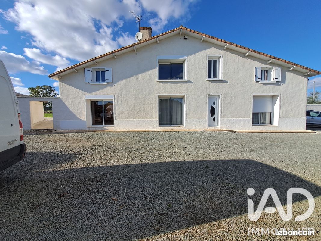 Maison 6 pièces 179 m² · à Saint-Germier · 179 m² · 269 000 €