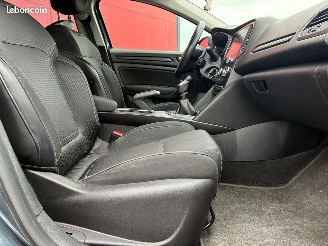 Renault MÉGANE IV Estate Intens 1.5 dCi 110 cv - GARANTIE 12 MOIS (image 13)