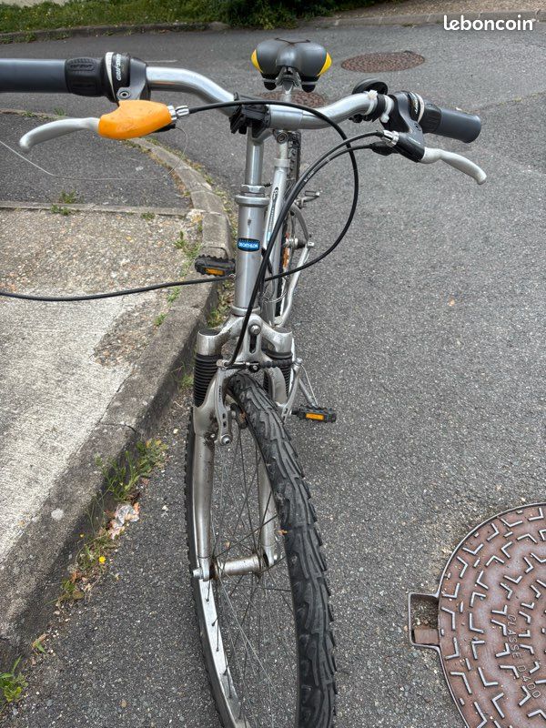 Velo fille taille m (image 7)