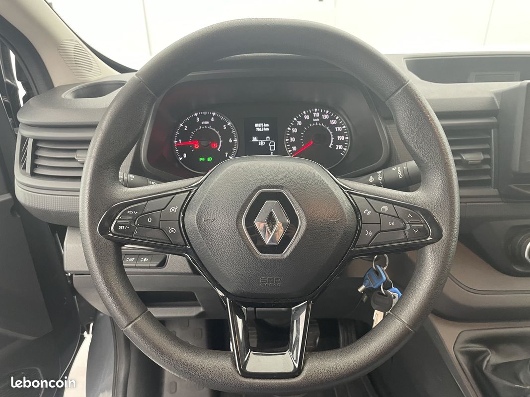 Renault trafic fgn l1h1 2800 kg blue dci 110 confort (image 13)
