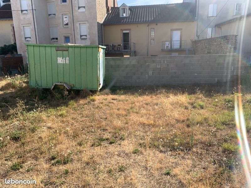 Terrain constructible · à Limoges · 60 000 €