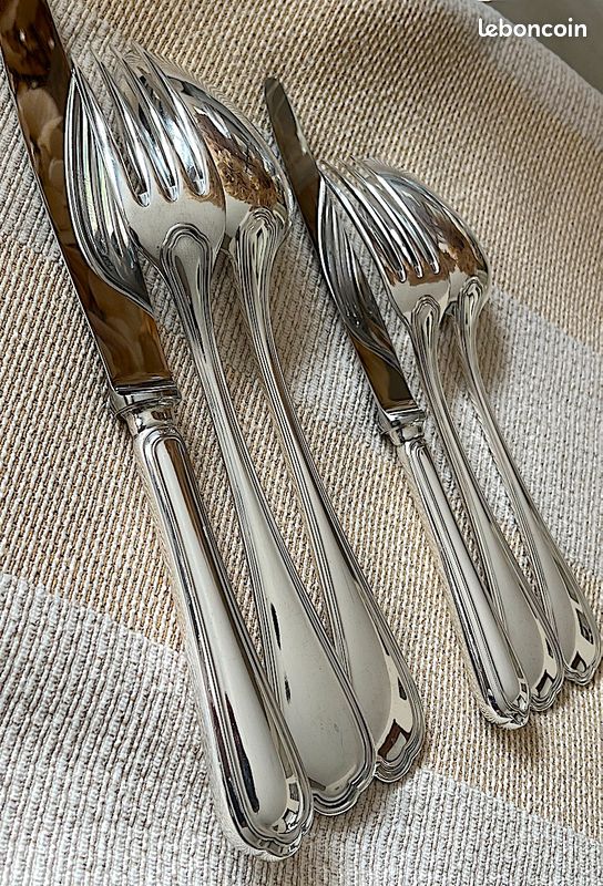 Ménagère pour 12 pers. (174 pièces) Christofle, métal argenté, Spatours dans un coffre TBE (image 3)