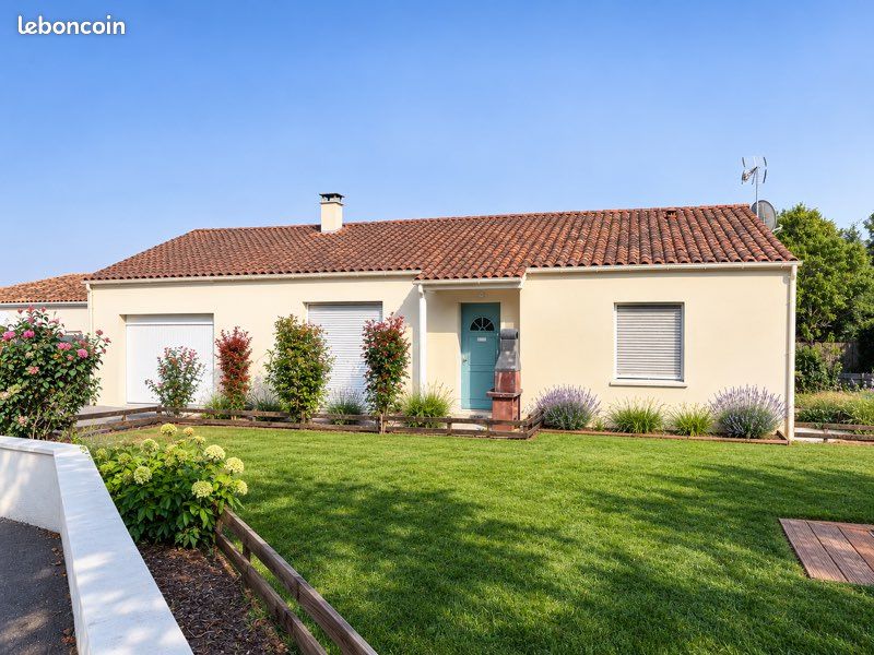 Maison 5 pièces 125 m² · à La Châtaigneraie · 125 m² · 176 000 €