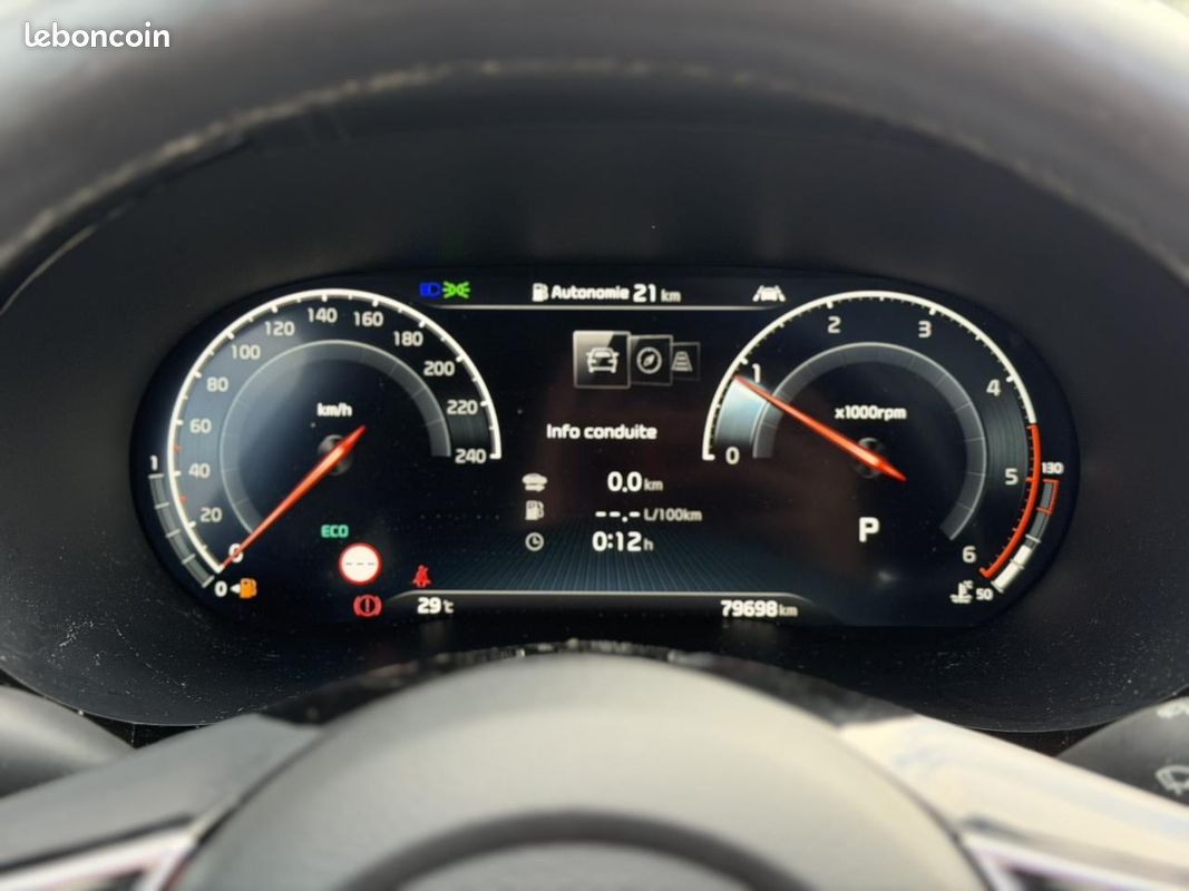 KIA XCEED 1.6 CRDi MHEV 136 DCT Premium (image 9)