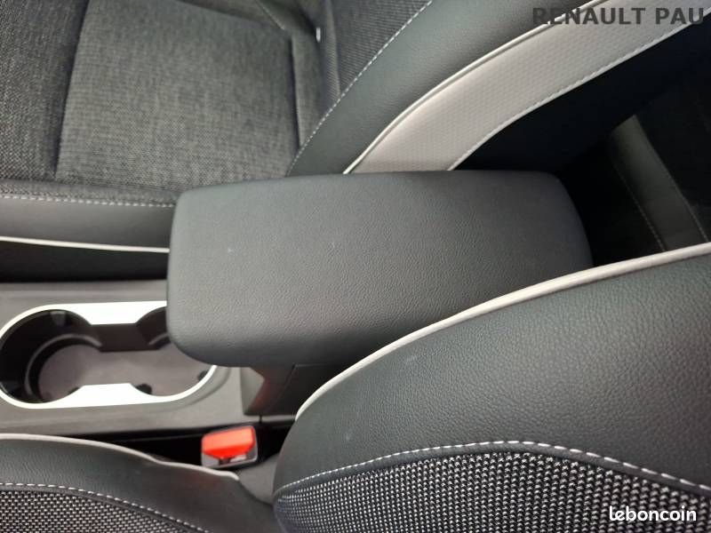 Renault Captur mild hybrid 140 Techno (image 23)