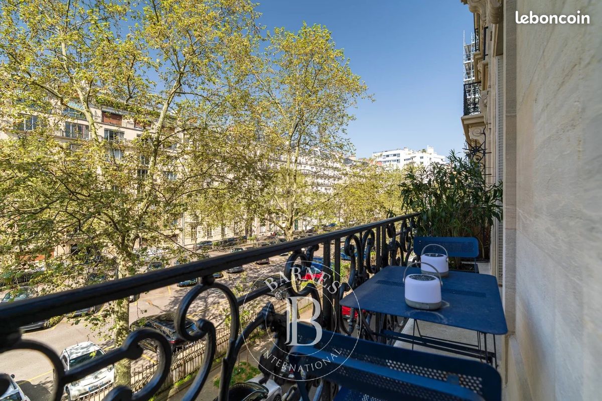 Appartement 7 pièces 198 m² · à Paris · 198 m² · 2 450 000 €