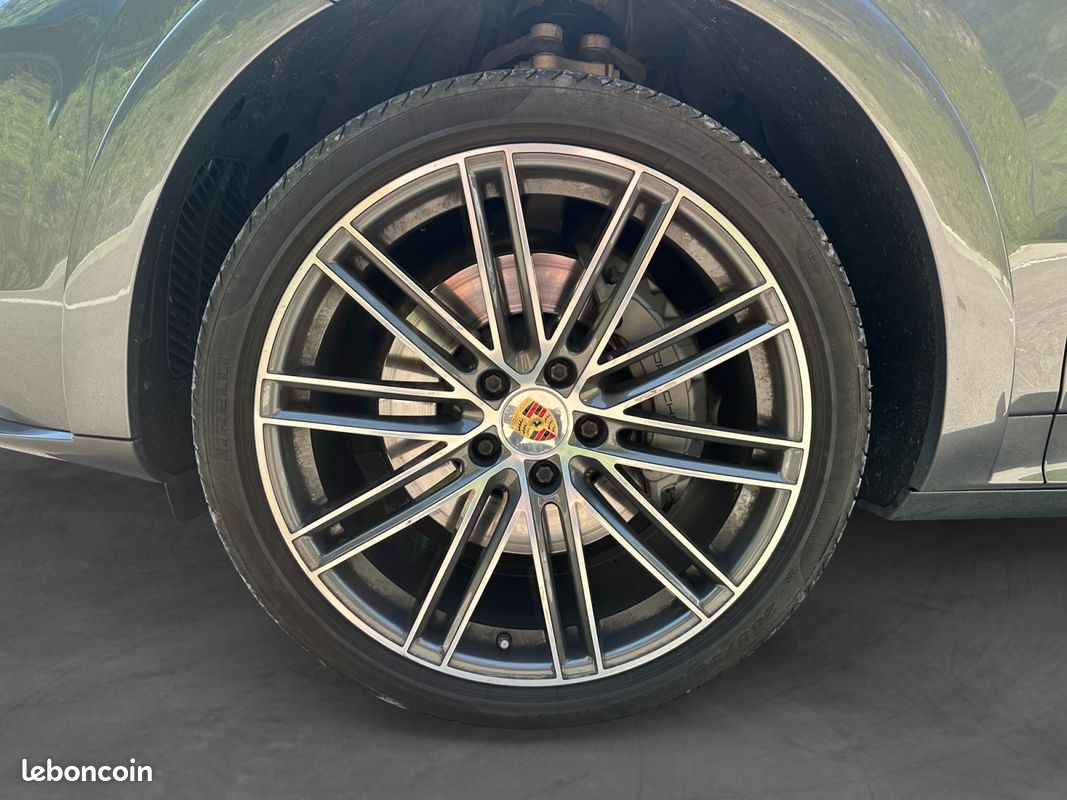 PORSCHE CAYENNE COUPE 3.0 V6 440 ch Tiptronic BVA S Garantie 12 Mois (image 29)