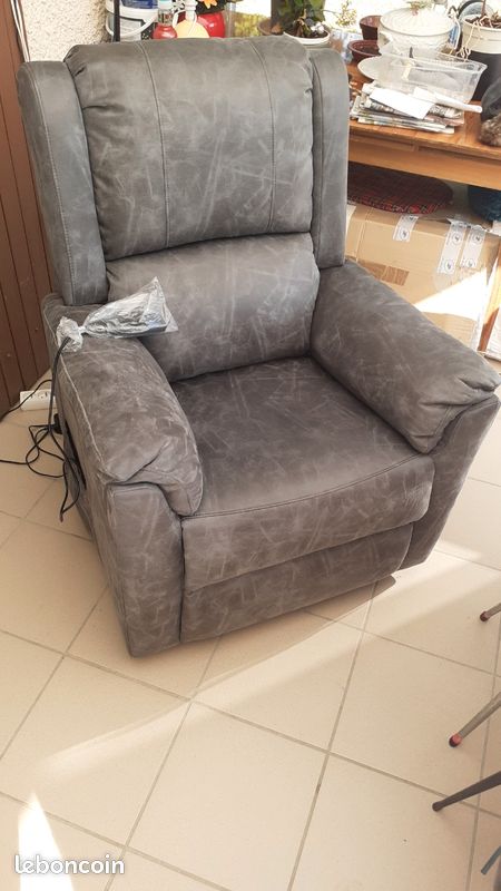 Fauteuil électrique (image 1)