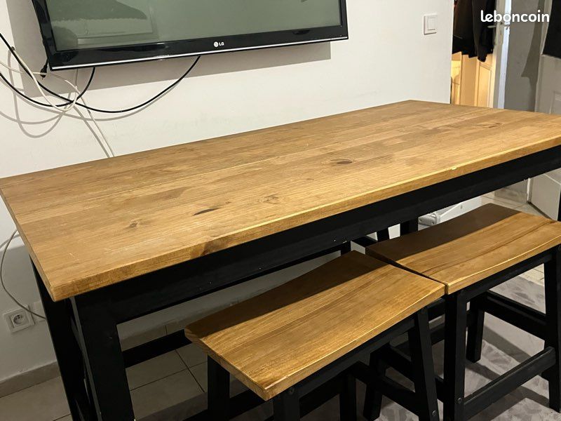 Table (image 5)