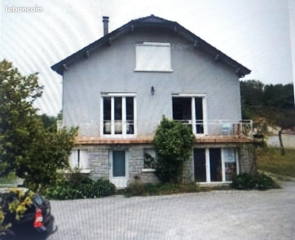 Maison 9 pièces 225 m² · à Rilhac-Rancon · 225 m² · 266 000 €