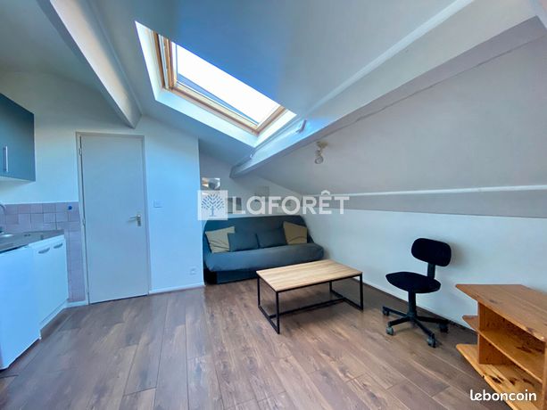 Studio 1 pièce 13 m²