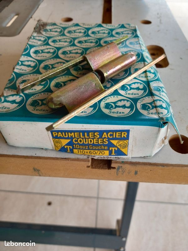 Charnières neuves (image 2)