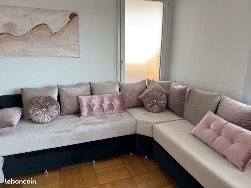 Salon à vendre (image 1)