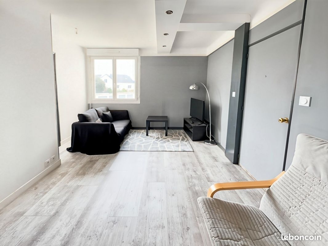 Appartement 5 pièces 12 m² · à Rennes · 12 m² · 370 €/mois