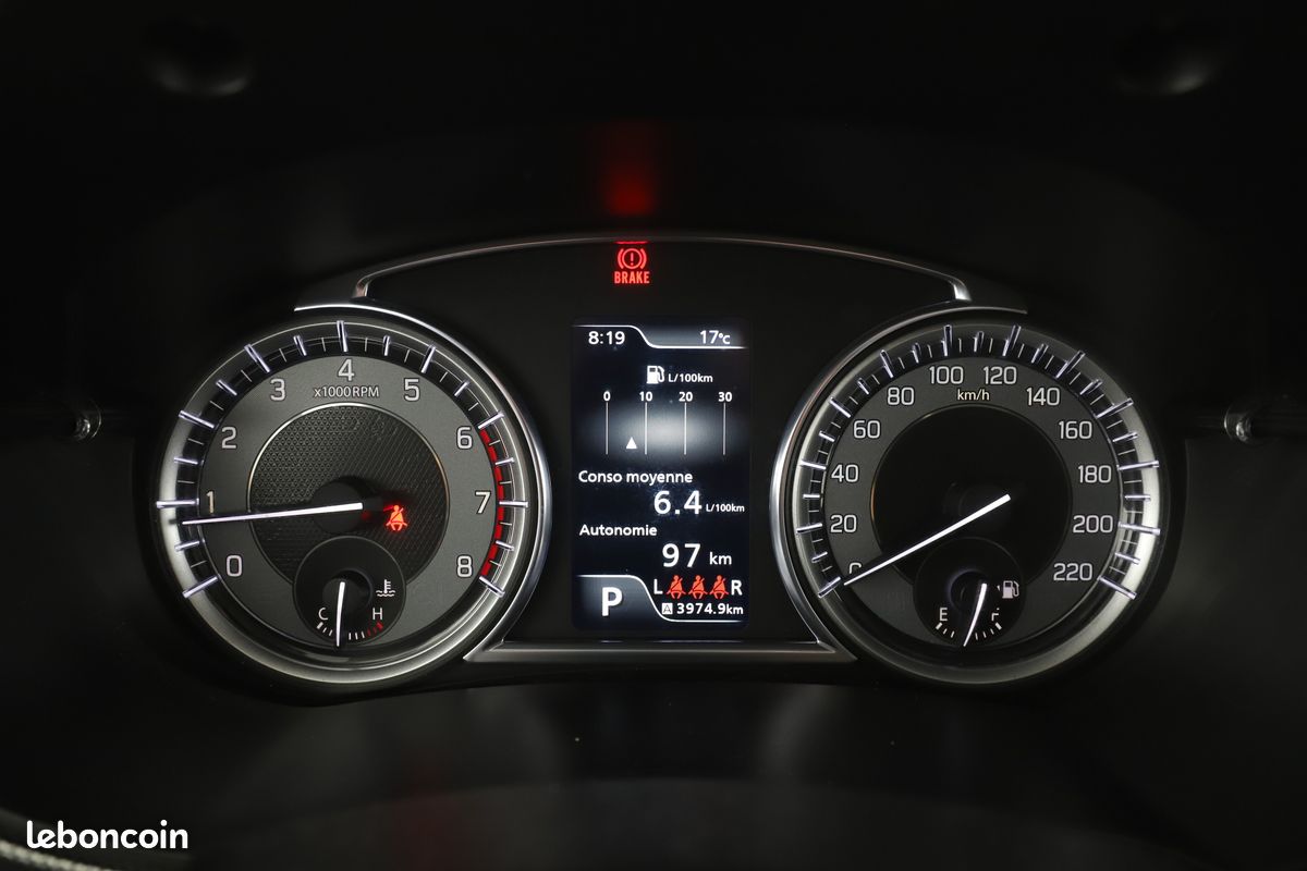 Suzuki Vitara 1.4 BoosterJet Hybrid Style Auto 129 ch (image 16)