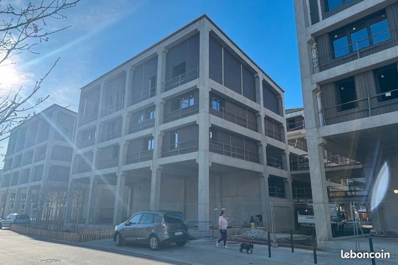 Appartement 3 pièces 100 m² · à Bordeaux · 100 m² · 330 000 €